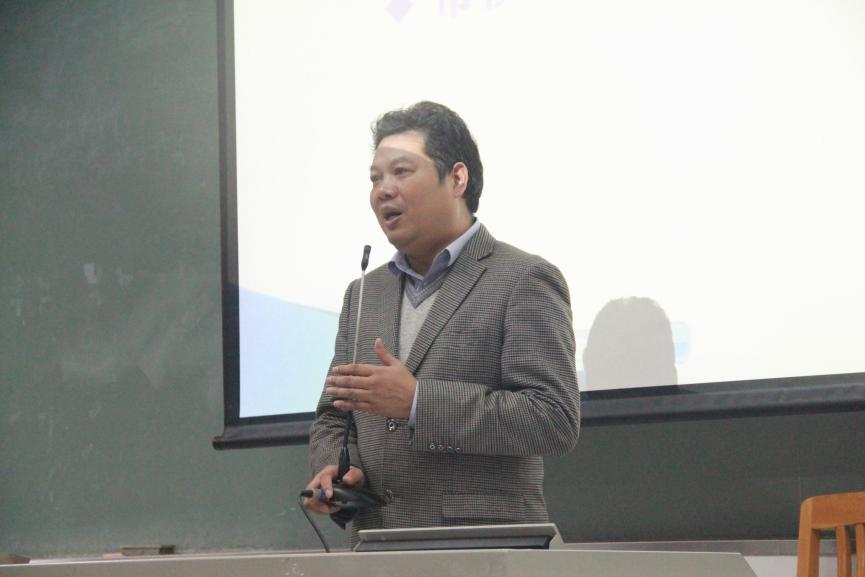 9728太阳集团教学副院长陈金诗讲话